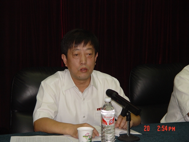 校党委书记雷达讲话